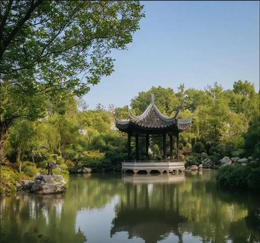 上海卢湾寒珊餐饮有限公司